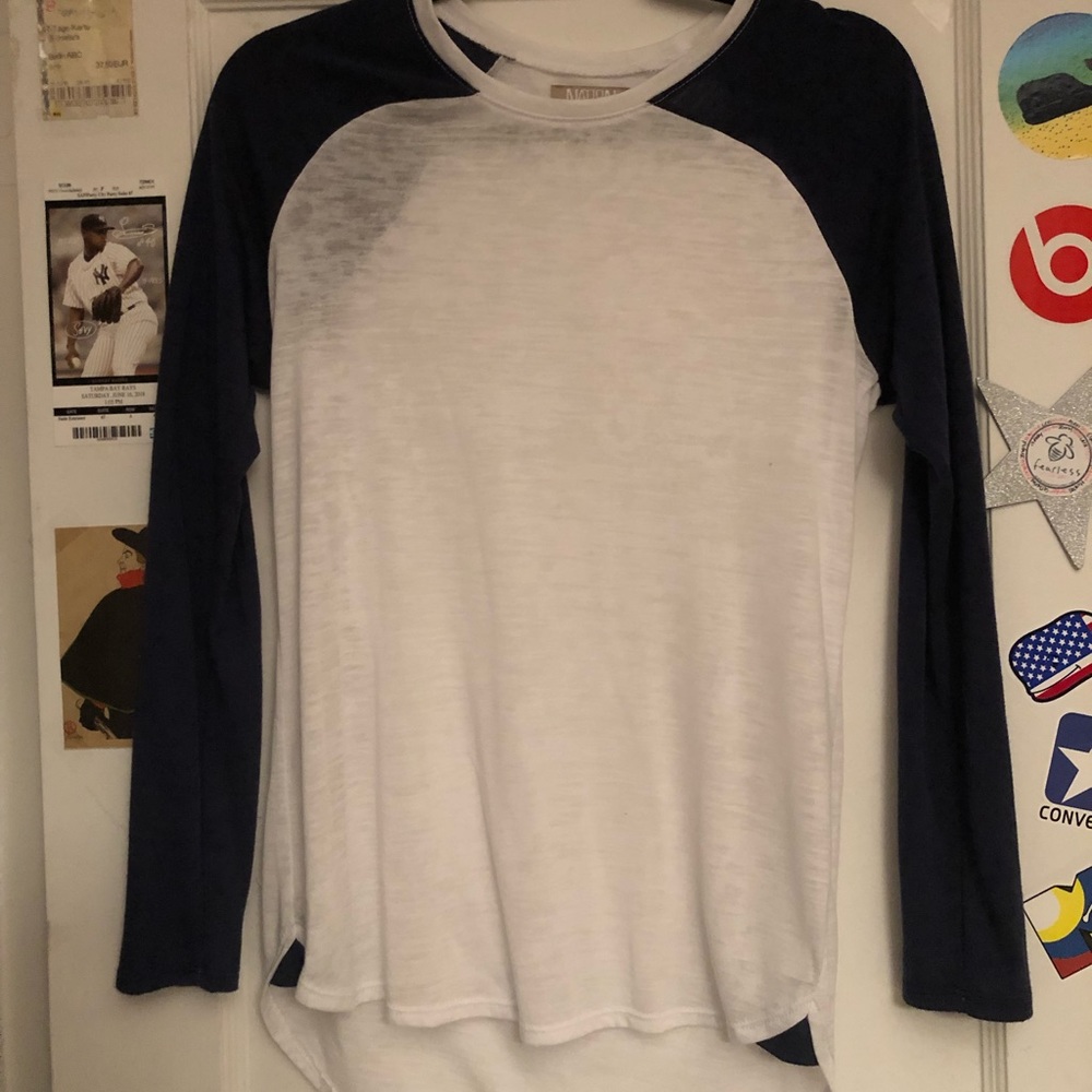 NWOT blue and white raglan longsleeve from nation